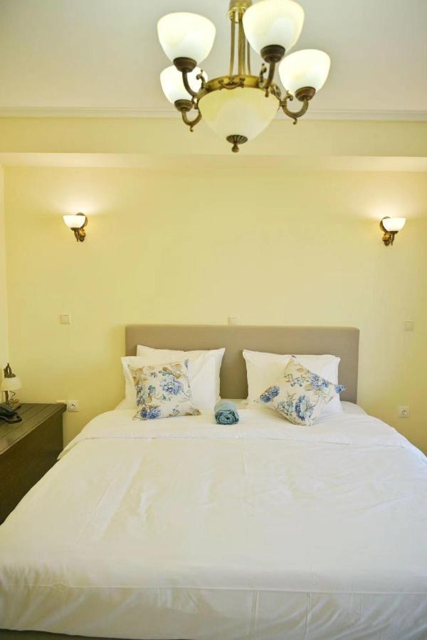 New Times Home & Hotels Near Metro Station Athens Center 외부 사진